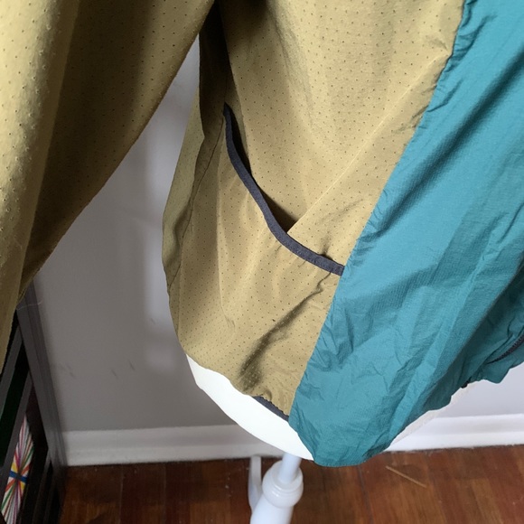 REI running zip jersey - Picture 3 of 8